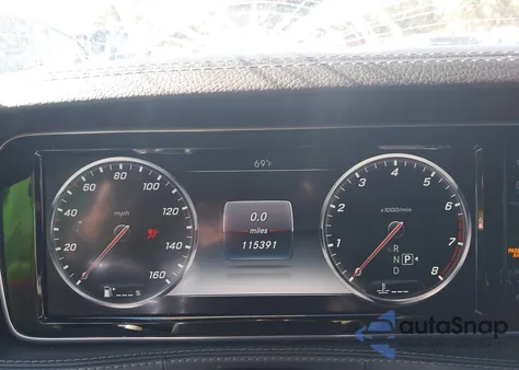 2015 Mercedes-Benz S 550 4Matic z USA, uszkodzony, nr VIN WDDUG8FB2FA086652